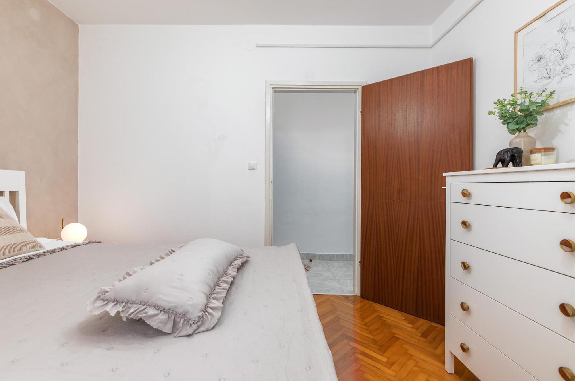 Apartment Tesic Close To The Sea With Shared 4Xbicycles 法扎纳 外观 照片