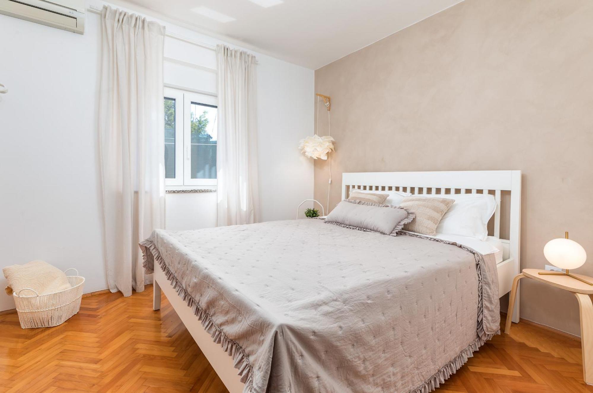 Apartment Tesic Close To The Sea With Shared 4Xbicycles 法扎纳 外观 照片