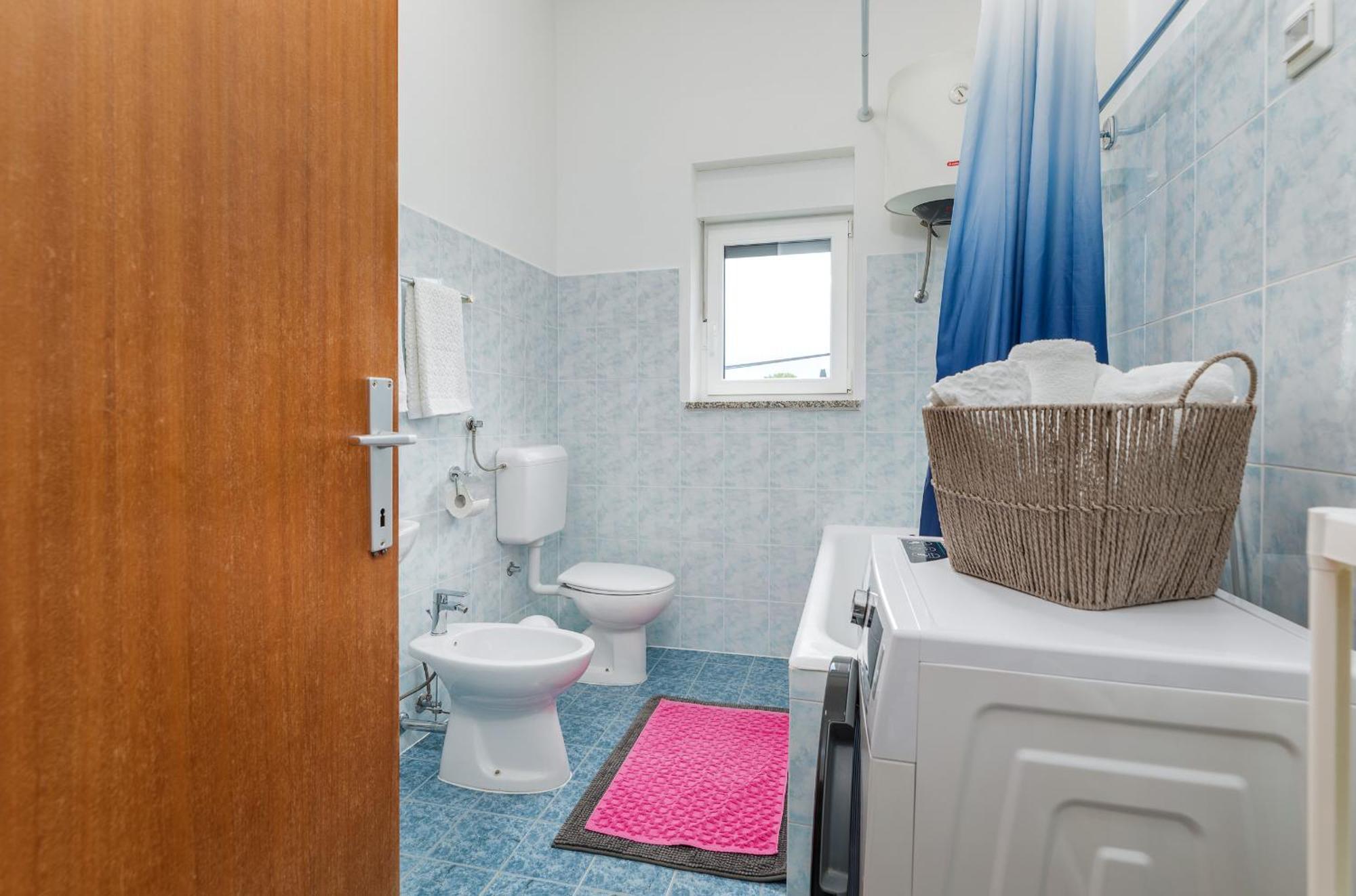 Apartment Tesic Close To The Sea With Shared 4Xbicycles 法扎纳 外观 照片