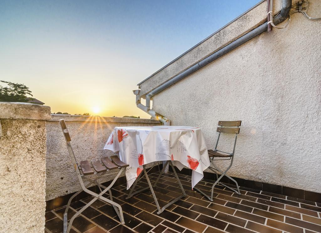 Apartment Tesic Close To The Sea With Shared 4Xbicycles 法扎纳 外观 照片